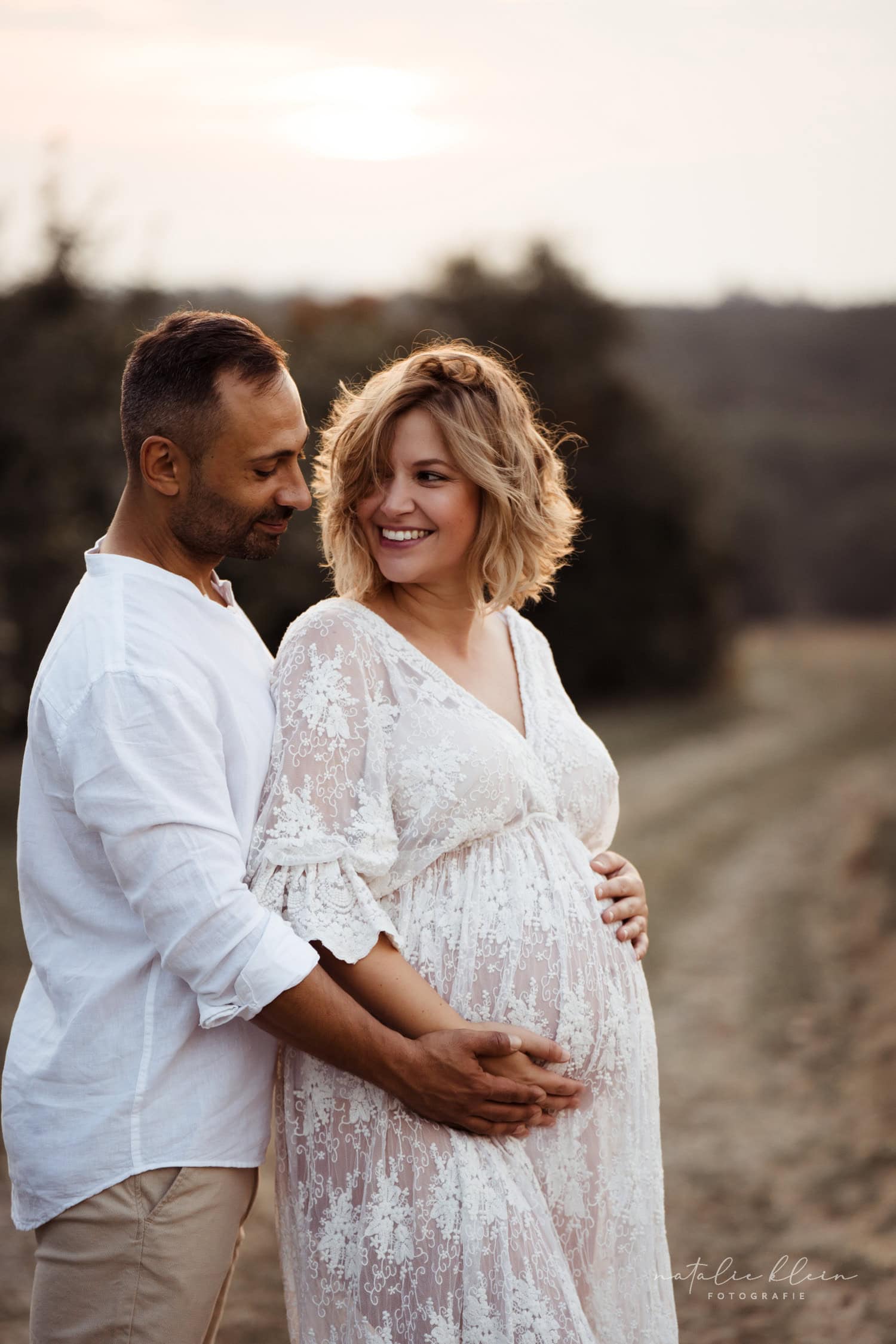 Heilbronn Schwanger Outdoor Babybauchshooting